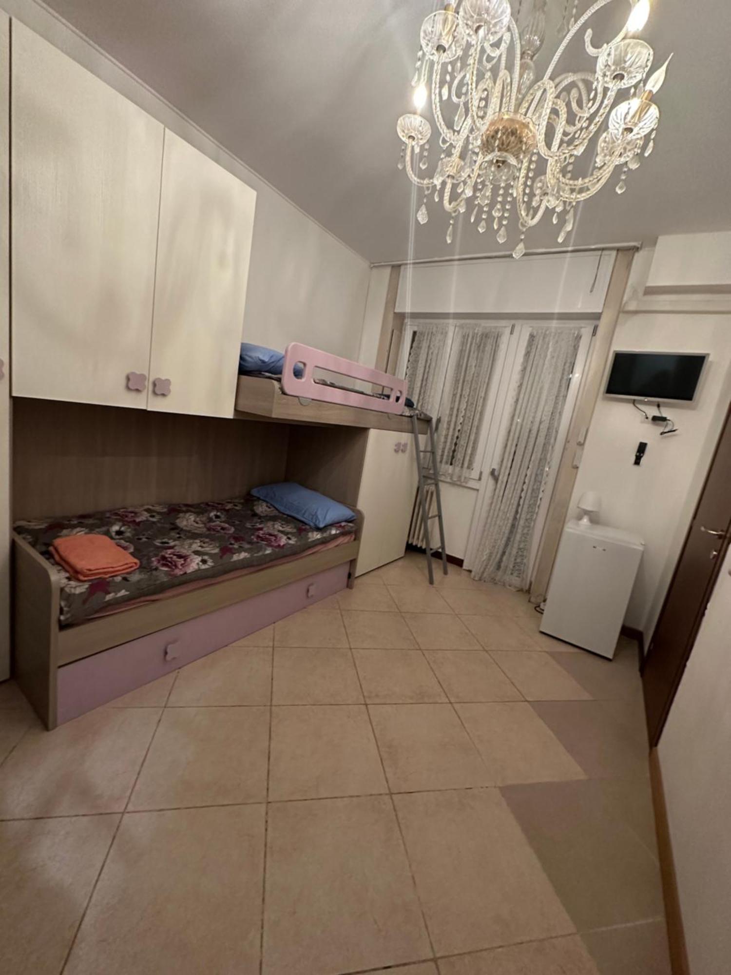 Gigli, Rooms Con Cucina In Comune E Terrazza Milano Eksteriør bilde