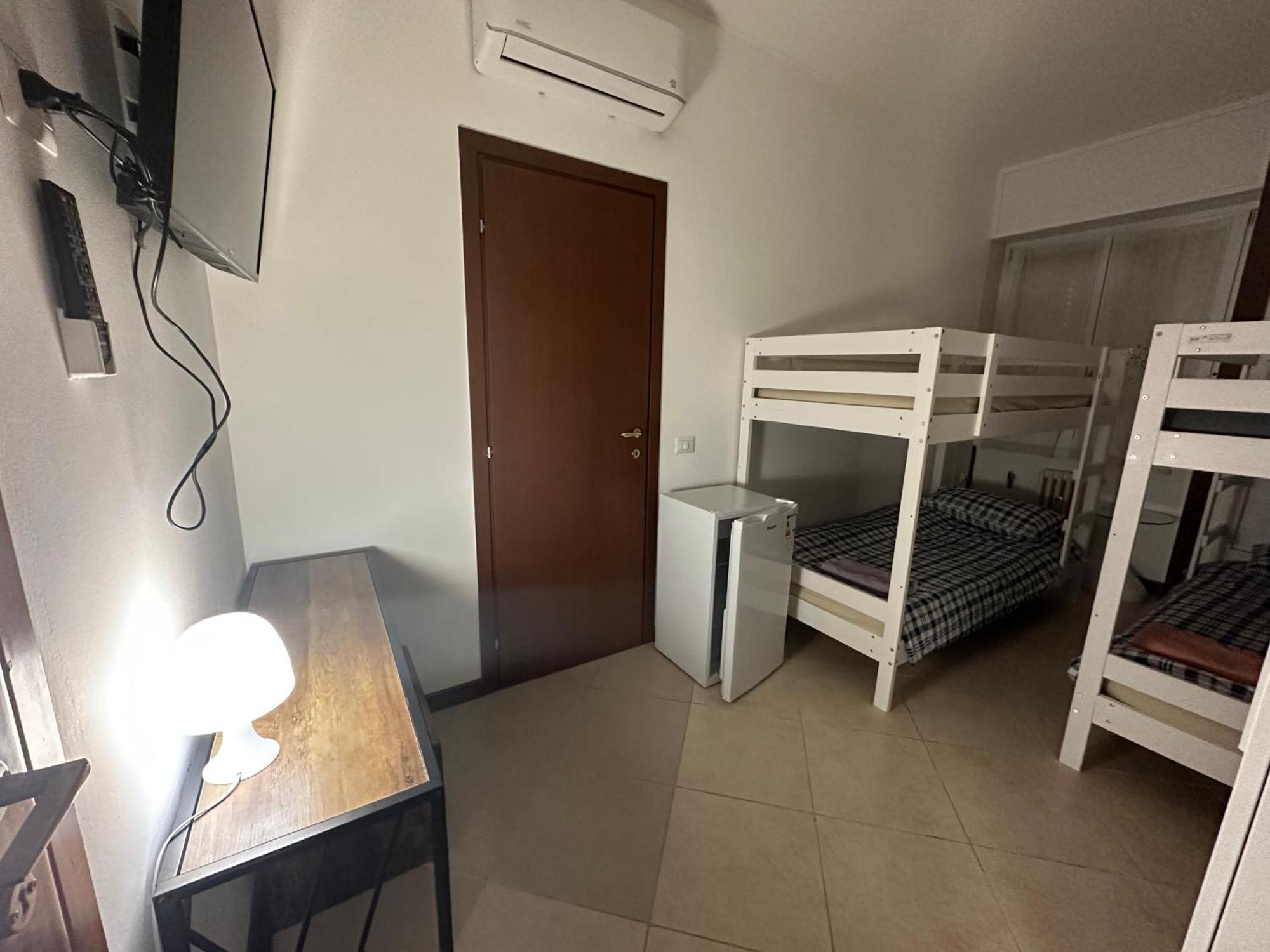 Gigli, Rooms Con Cucina In Comune E Terrazza Milano Eksteriør bilde