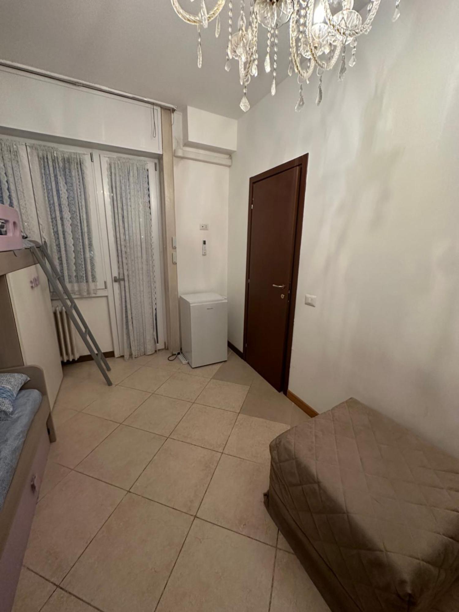 Gigli, Rooms Con Cucina In Comune E Terrazza Milano Eksteriør bilde