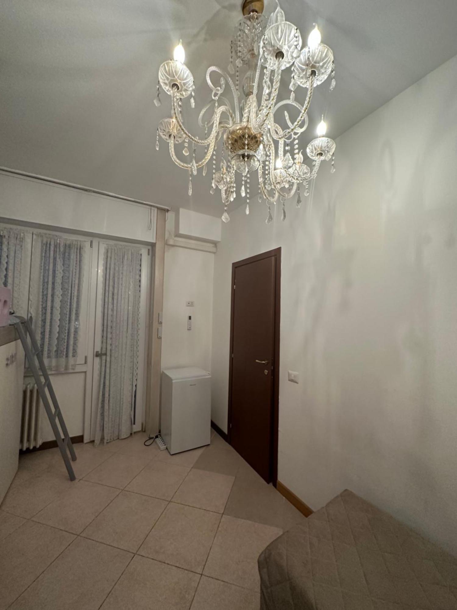 Gigli, Rooms Con Cucina In Comune E Terrazza Milano Eksteriør bilde